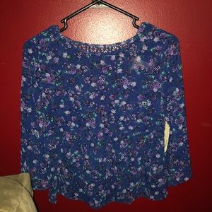 Blouse/ shirt